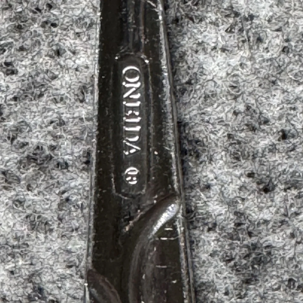 Set of 7 Oneida Silver‎ Satin Frosted Bohemian  Dinner Forks
